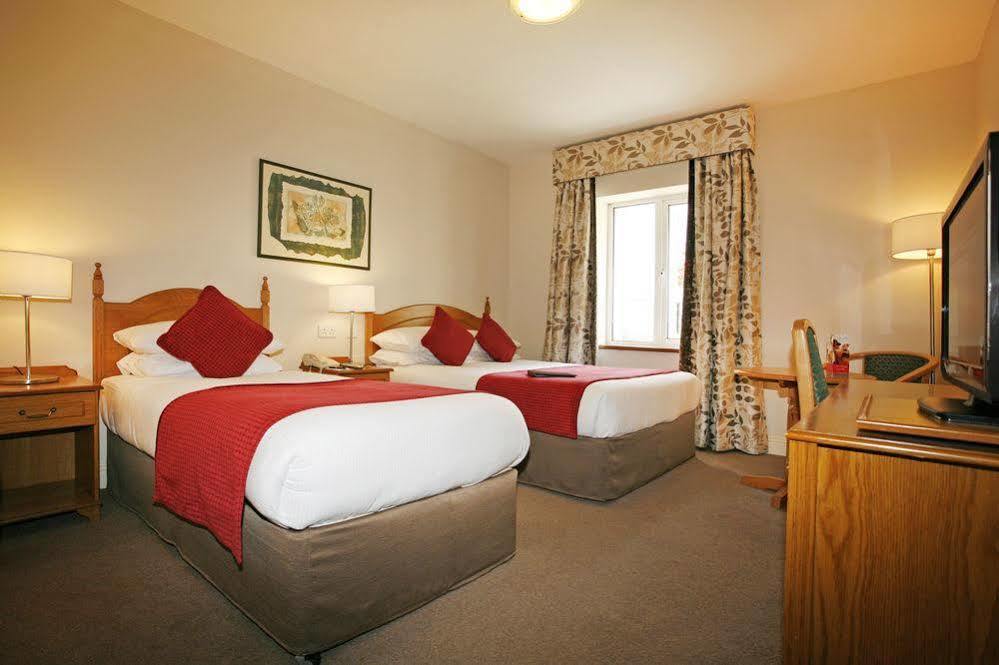 Temple Gate Hotel Ennis Exterior foto